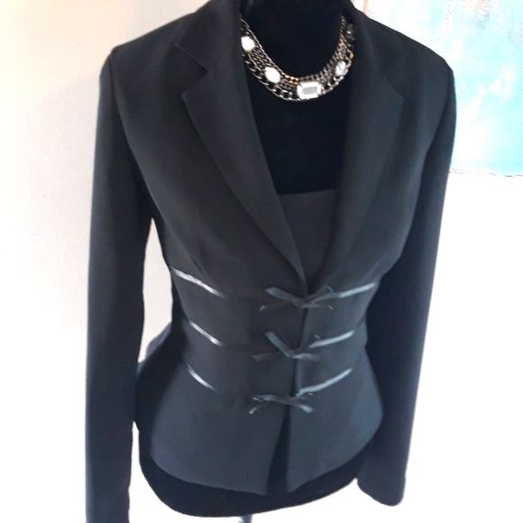 Evan Picone/ Black Blazer/ Satin Ribboned Trim Detail - Picture 5 of 9
